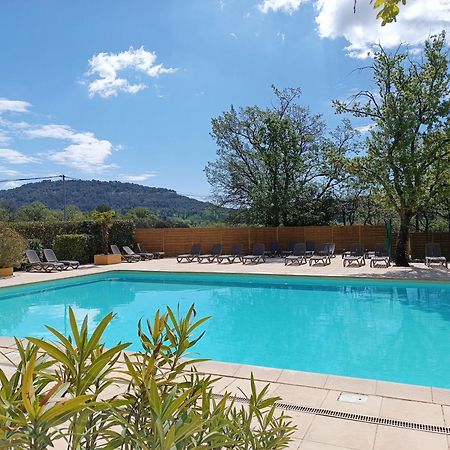 Hotel Domaine Les Chenes Blancs Saint-Saturnin-d'Apt Exteriér fotografie